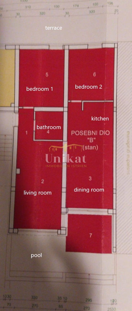 Stanovanje z lastnim bazenom - 2 spalnici